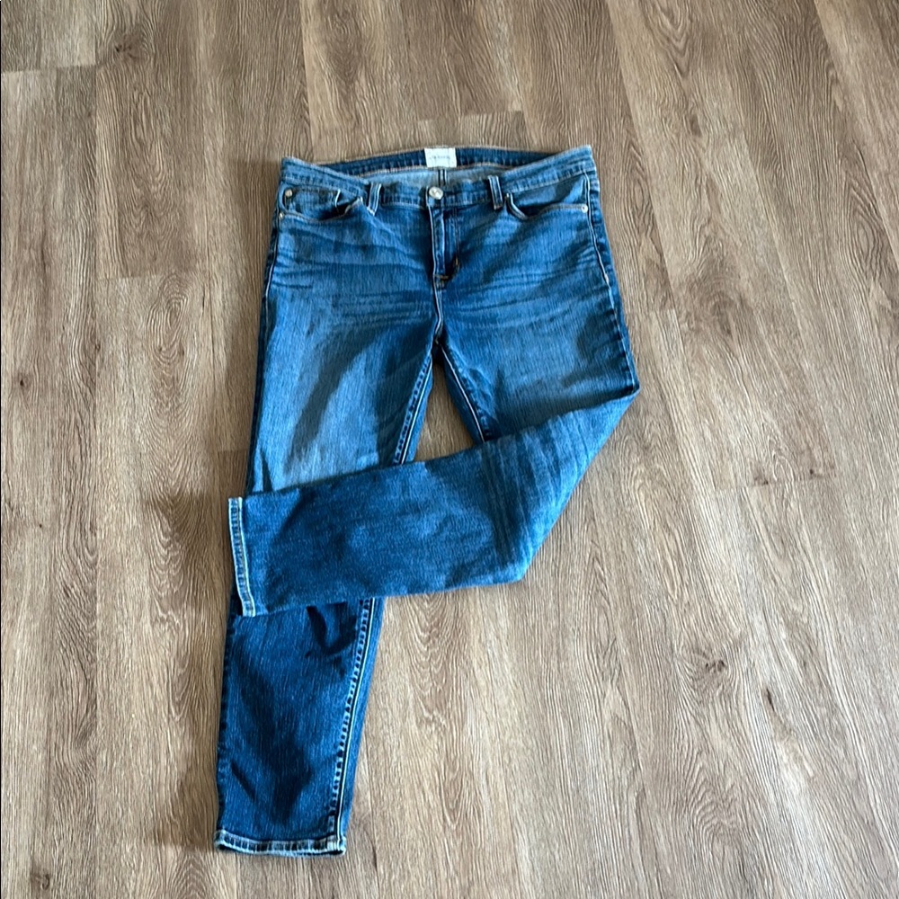 Hudson Tally Midrise Skinny Crop jeans. Size 31.